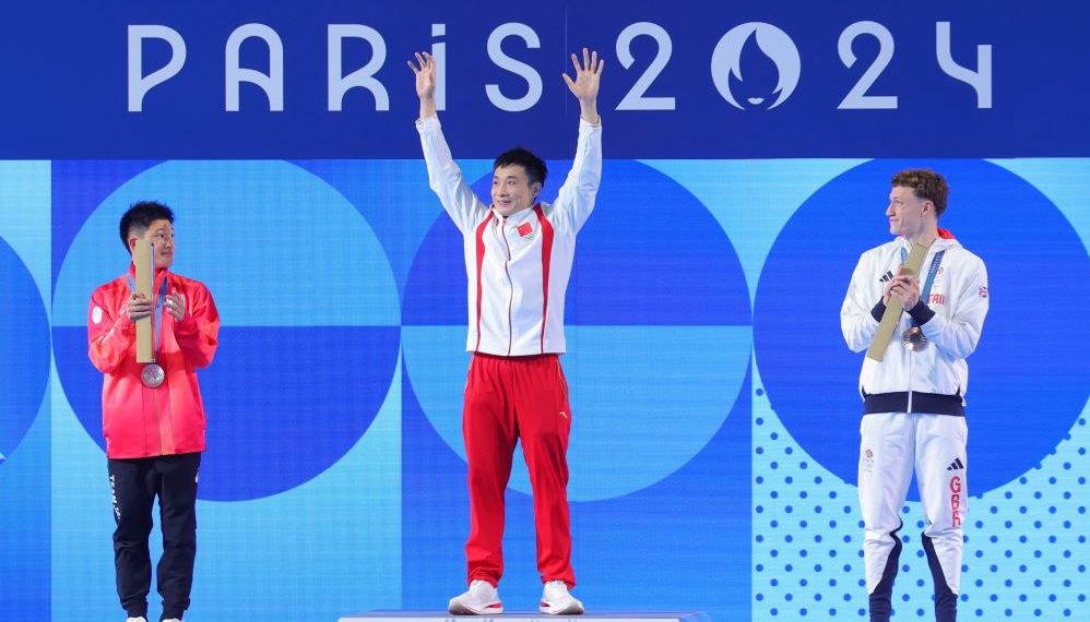 F1阿布扎比站第一练习：诺里斯最快，维斯塔潘紧随其后，勒克莱尔非第四